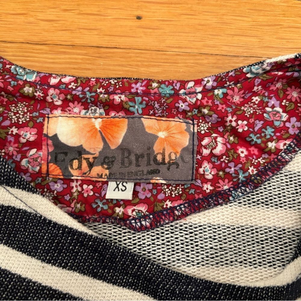 Edy & Bridge navy/white stripe 3/4 sleeve sweater/shirt - Picture 4 of 6